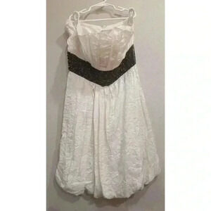 Woman's Empire waisted sleeveless bubble dress, ivory with onyx beaded waist L